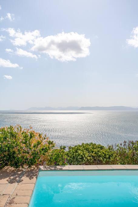 La Petite Baleine Oceanfront Luxury Villa 드 켈더스 외부 사진