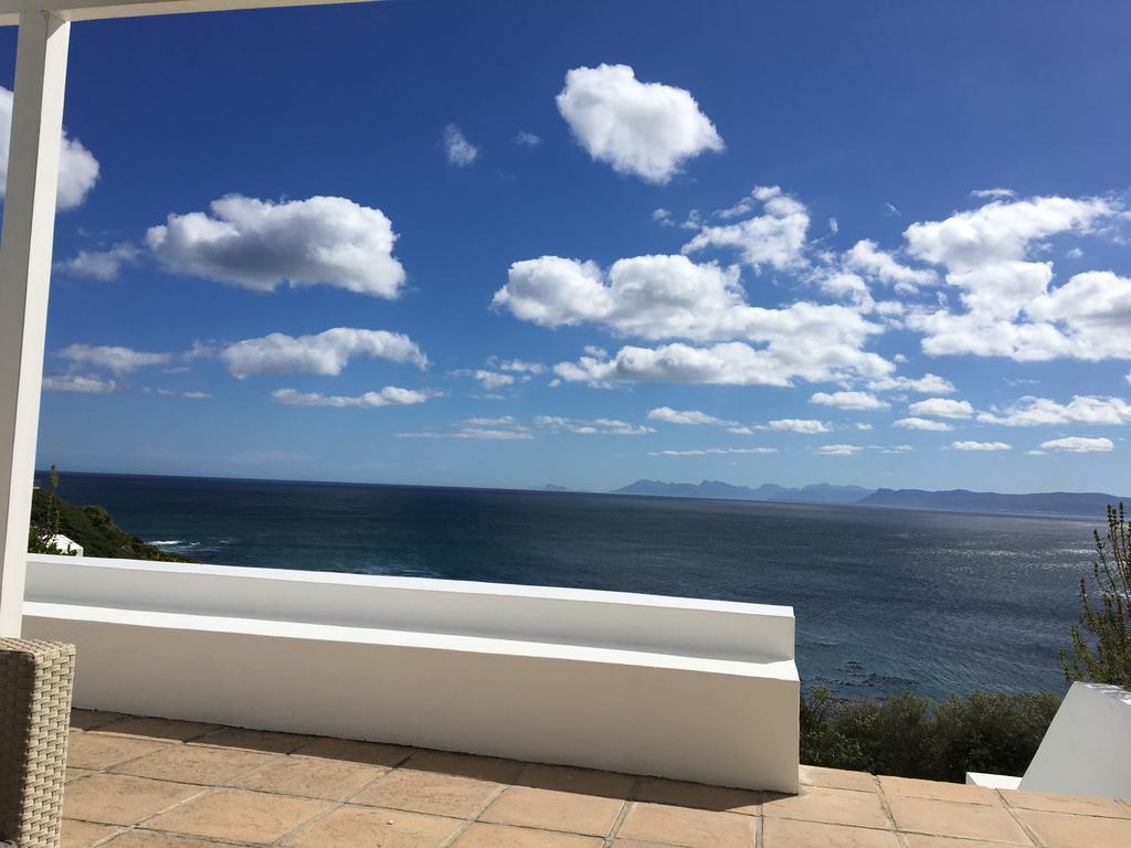La Petite Baleine Oceanfront Luxury Villa 드 켈더스 외부 사진
