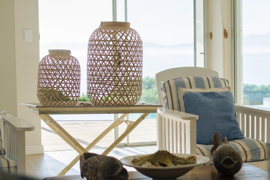 La Petite Baleine Oceanfront Luxury Villa 드 켈더스 외부 사진