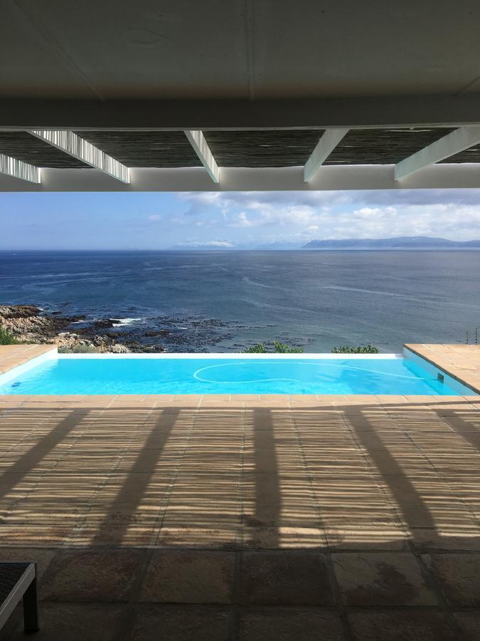 La Petite Baleine Oceanfront Luxury Villa 드 켈더스 외부 사진