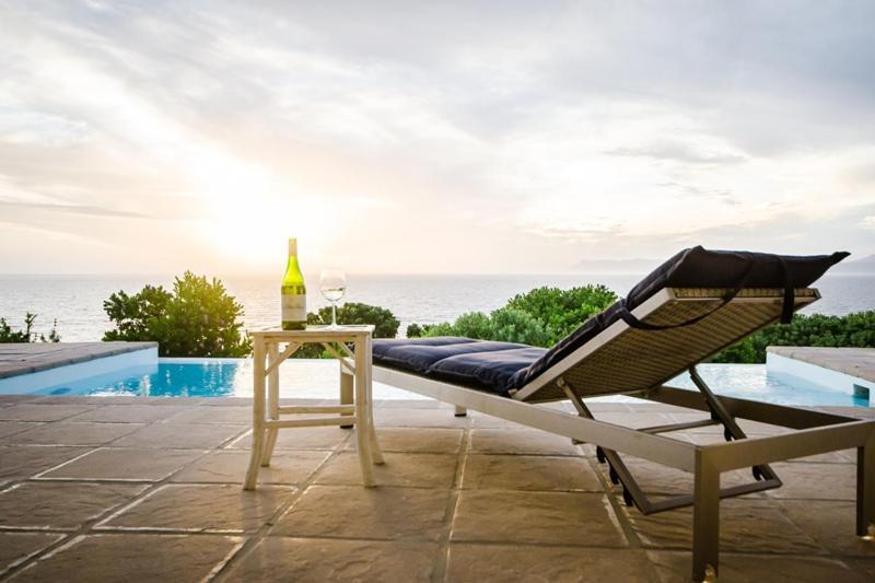 La Petite Baleine Oceanfront Luxury Villa 드 켈더스 외부 사진